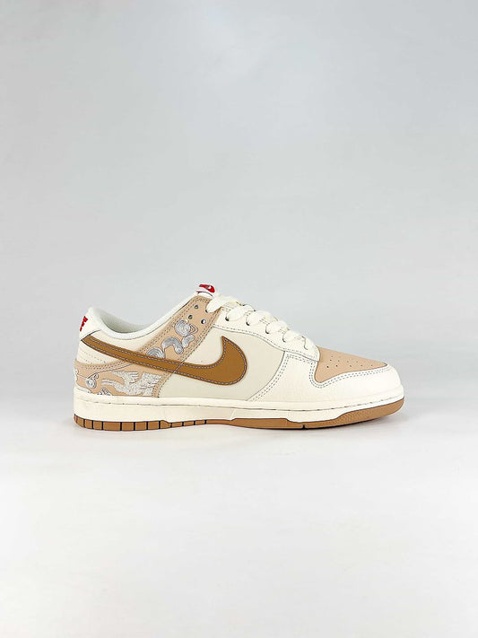 Nike SB Dunk Low SD6868-136 White Low Top Skate Sneakers
