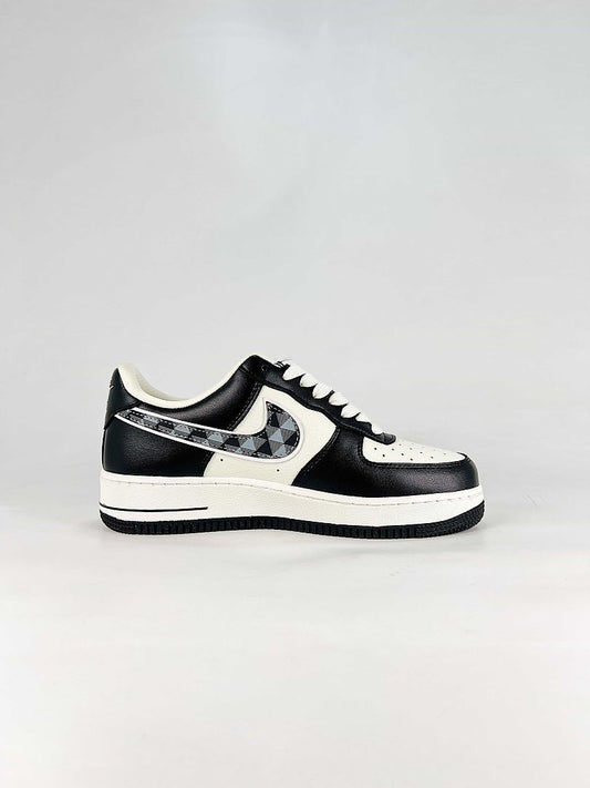 Nike x The North Face Air Force 1 07 Low WY0655-114 Graphic Sneakers Black White Gray