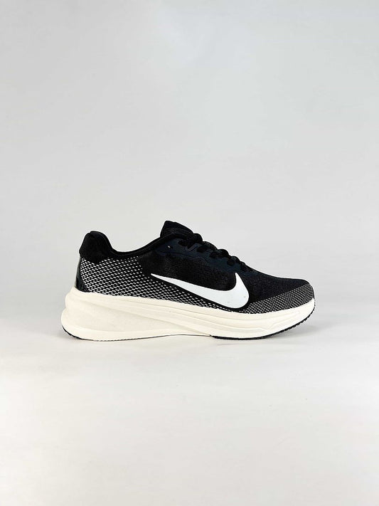 Nike Pegasus Premium SELL1688-002 Black White Running Sneakers