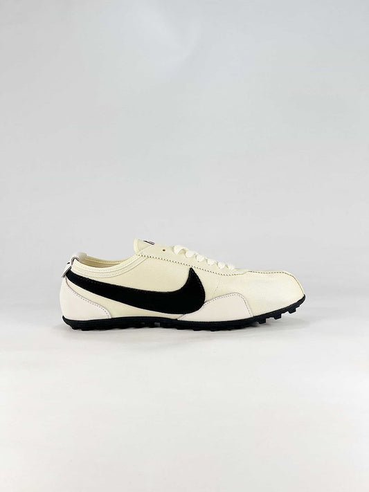 Nike Moon Shoe OG SP Sail Black Waffle Sole Retro Sneakers