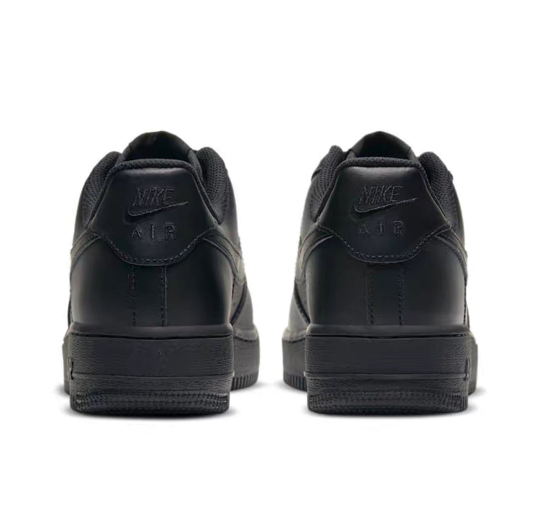 Nike Air Force 1 Triple Black Sneakers