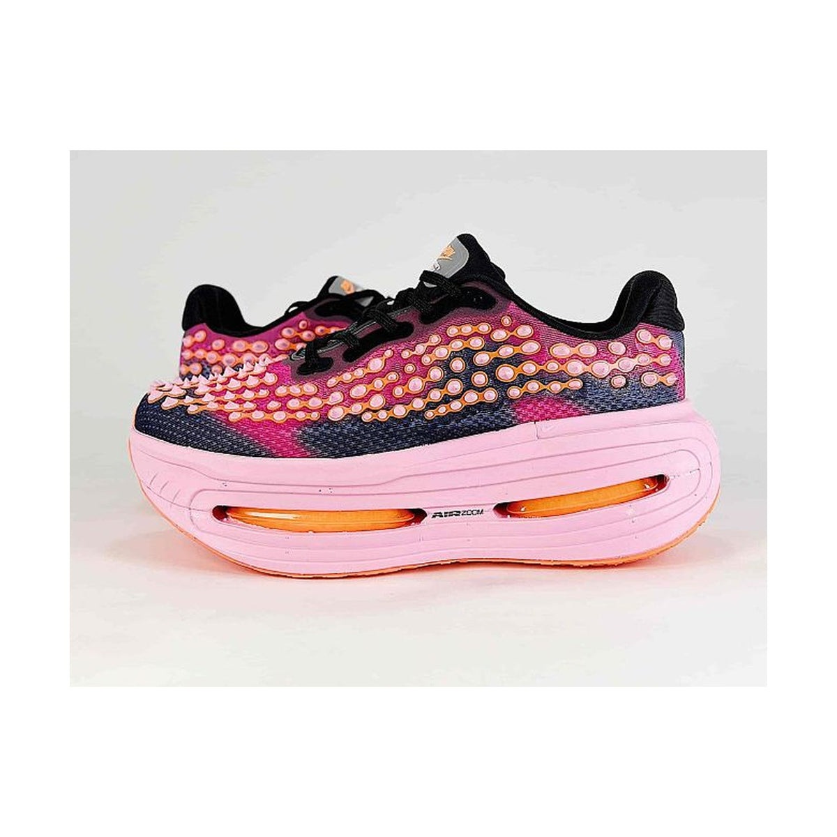 Nike Vomero 19 Premium IR2168-003 Black Pink Orange Running Sneakers [cache-refresh-original-v1] [vomero-portrait-crop-v4]