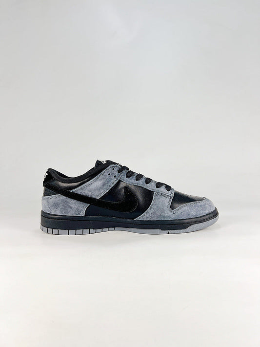 Nike Dunk SB Low DS6608-027 Stussy Graphic Detail Sneakers Gray Black