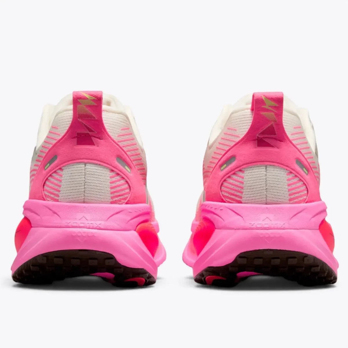 Nike Vomero 18 Sail Hyper Pink Running Shoes
