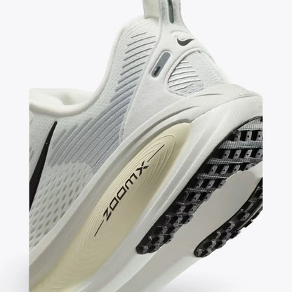 Nike Vomero 18 Summit White Coconut Milk Running Shoes