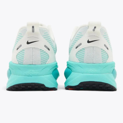 Nike Vomero 18 Summit White Geode Teal Running Shoes