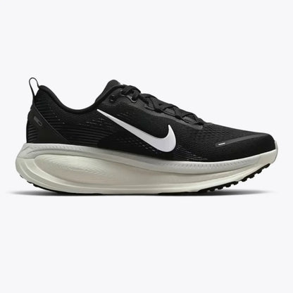 Nike Vomero 18 White Black Running Shoes