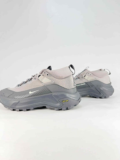 Nike ACG Mountain Fly GTX SE Light Bone Grey Vibram Trail Sneakers