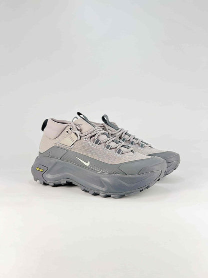 Nike ACG Mountain Fly GTX SE Light Bone Grey Vibram Trail Sneakers