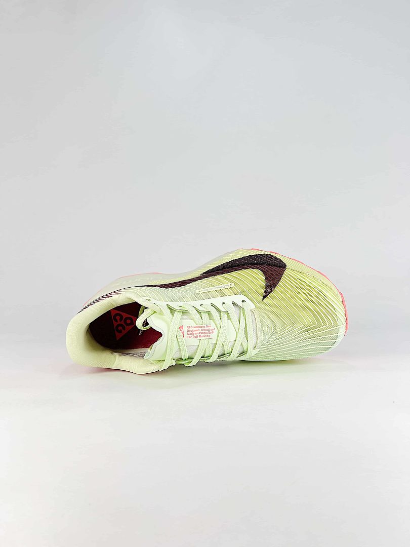 Nike ACG Ultrafly Trail Volt Pink ZoomX Vibram Sneakers