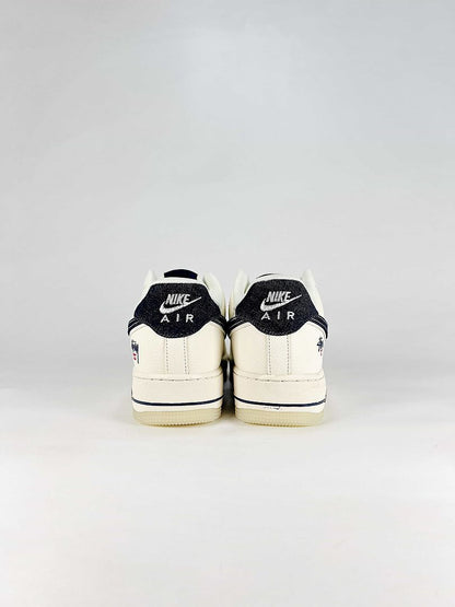 Nike Air Force 1 07 Low DN9688-135 Stussy Script Supreme Box Logo Graphic Detail Sneakers Sail Black Red