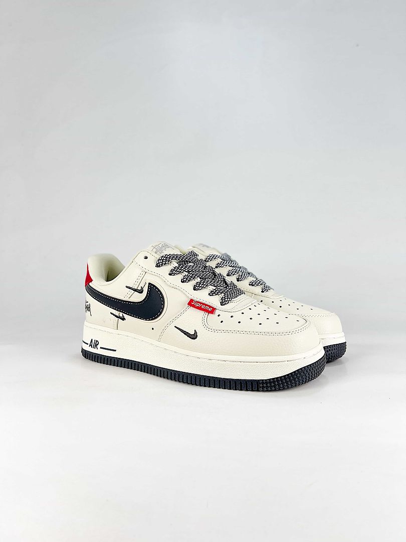 Nike Air Force 1 07 Low DW8806-019 Stussy Script Supreme Box Logo Graphic Detail Sneakers Sail Black Red
