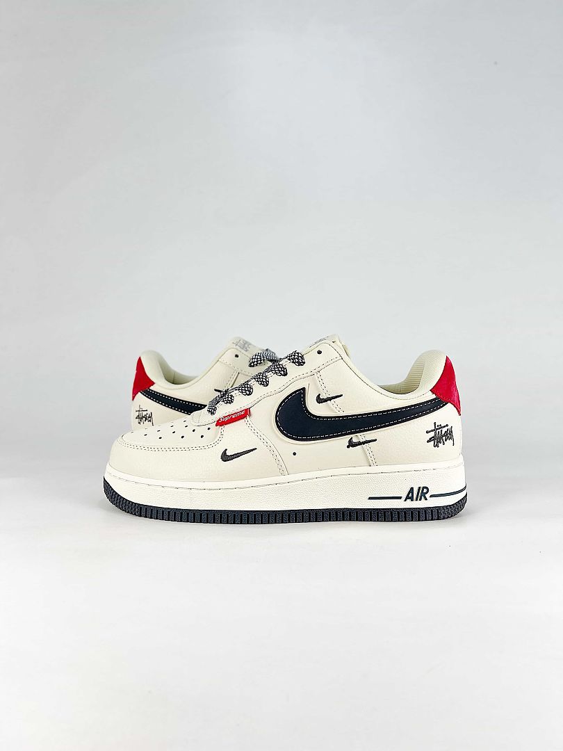 Nike Air Force 1 07 Low DW8806-019 Stussy Script Supreme Box Logo Graphic Detail Sneakers Sail Black Red
