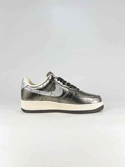 Nike Air Force 1 07 Low JC8888-003 Metallic Crackle Graphic Sneakers Silver Black