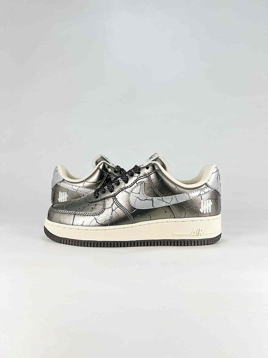Nike Air Force 1 07 Low JC8888-003 Metallic Crackle Graphic Sneakers Silver Black