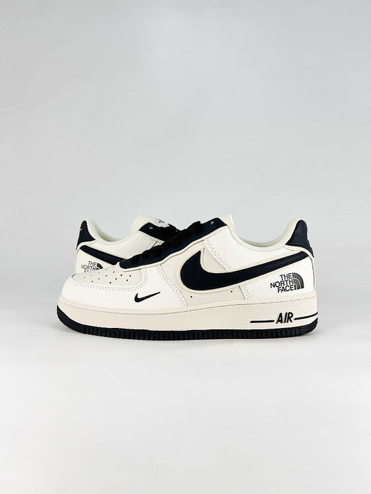 Nike x The North Face Air Force 1 07 Low LF6688-001 Logo Detail Sneakers White Black