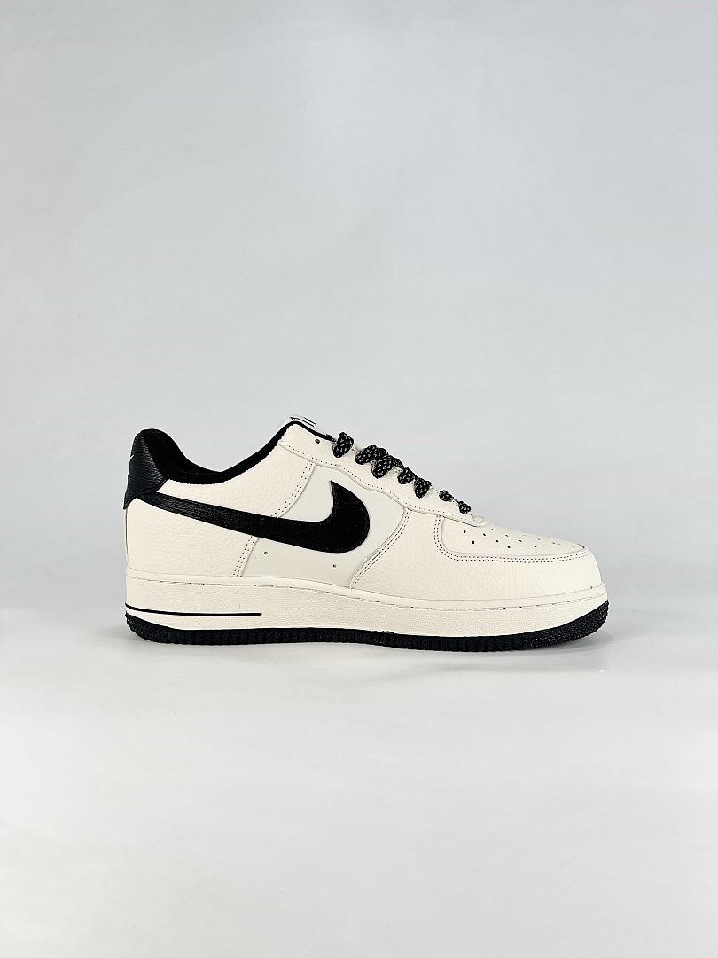 Nike Air Force 1 07 Low SM6668-105 Graphic Detail Sneakers White Black