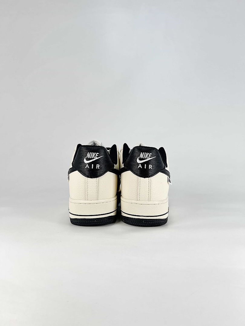 Nike Air Force 1 07 Low SM6668-105 Graphic Detail Sneakers White Black