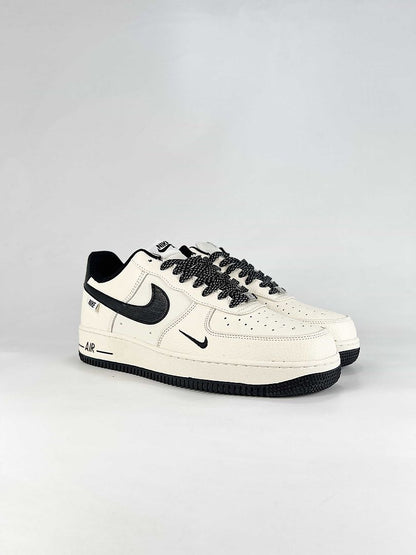 Nike Air Force 1 07 Low SM6668-105 Graphic Detail Sneakers White Black