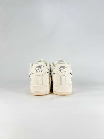 Nike x Supreme Air Force 1 07 Low XX3168-193 Logo Detail Sneakers Cream White Gray