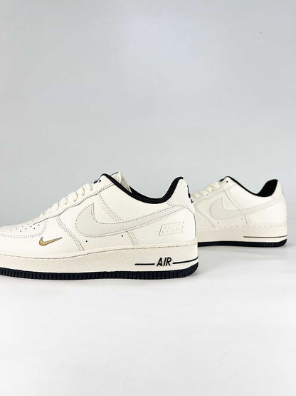 Nike Air Force 1 '07 Low DN9688-135 White Black Sneakers