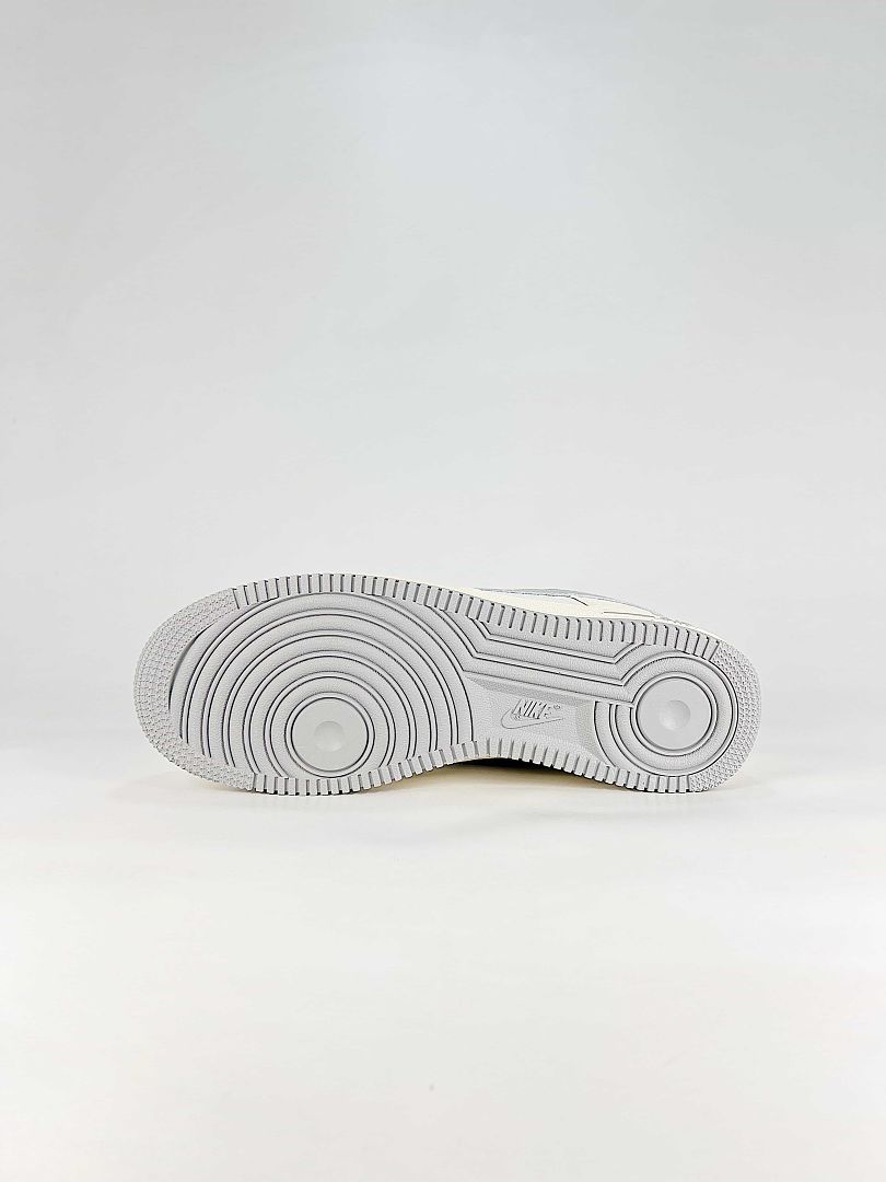 Nike x Stussy Air Force 1 Low DN9688-135 Cream White Grey Signature Detail Sneakers
