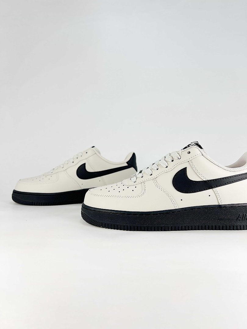 Nike Air Force 1 07 Low FJ4146-005 Classic Low Top Casual Lifestyle Streetwear Sneakers