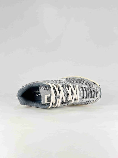 Nike Air Max Moto 2K IO7592-077 Reflective Mesh Sneakers Silver White Gray Cream
