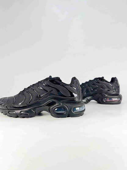 Nike Air Max Plus TN 604133-050 Black Sneakers