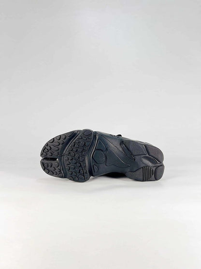 Nike Air Rift IR1226-002 Polka Dot Detail Sneakers Black