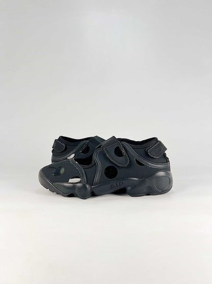 Nike Air Rift IR1226-002 Polka Dot Detail Sneakers Black