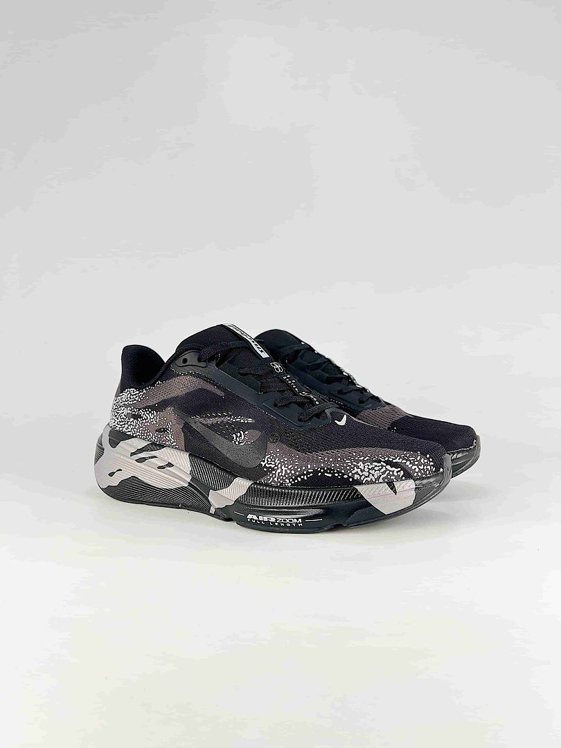 Nike Pegasus 42 IO3928-001 Speckled Graphic Sneakers Black White Silver