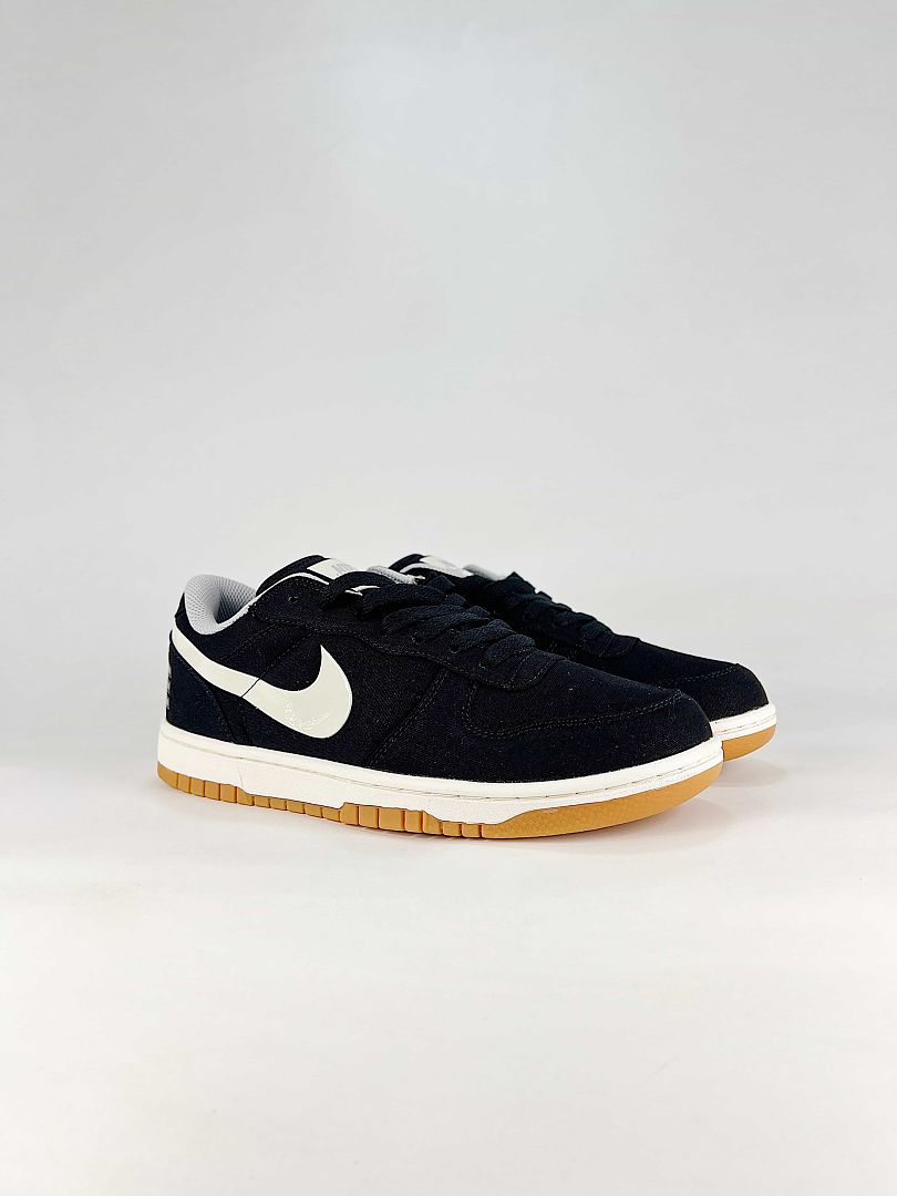 Nike Big Lux 854166-003 Contrast Swoosh Sneakers Black White Gum