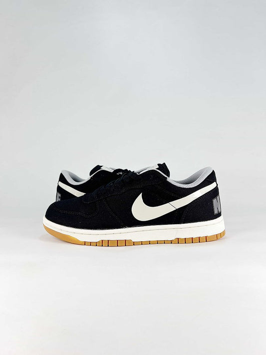 Nike Big Lux 854166-003 Contrast Swoosh Sneakers Black White Gum