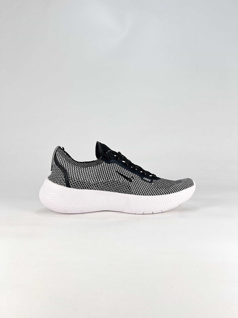 Nike Free 2025 HF1078-800 Black White Knit Sneakers