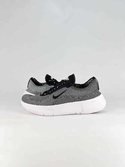 Nike Free 2025 HF1078-800 Black White Knit Sneakers