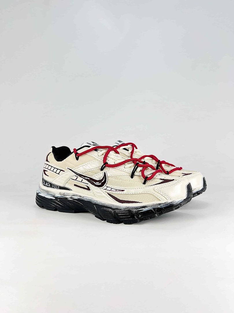 Nike Initiator 394055-500 Classic Low Top Running-Inspired Sneakers