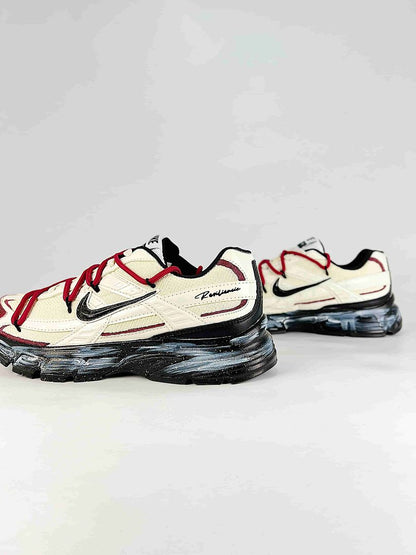 Nike Initiator 394055-101 White Red Black Roadrunner Detail Low Top Sneakers