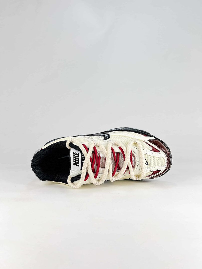 Nike Initiator 394055-102 White Red Black Graphic Detail Low Top Sneakers