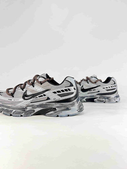 Nike Initiator HQ1183-141 White Grey Black Classic Low Top Retro Running Sneakers
