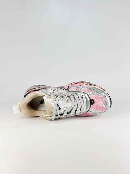 Nike V2K Run FD0736-100 White Pink Silver Retro Sneakers