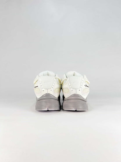 Nike V2K Run V2 HJ4497-001 White Pink Grey Retro Sneakers
