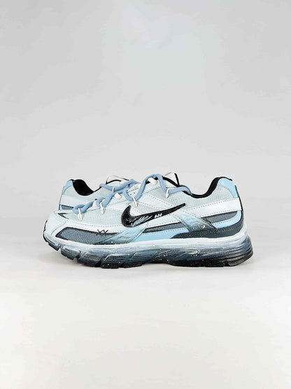 Nike V5 RNR 394055-101 White Black Blue Retro Running Sneakers