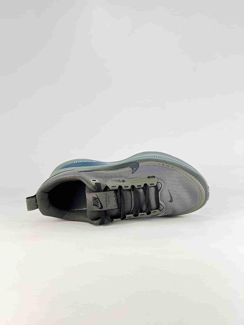 Nike Vomero 18 GTX HQE980-084 Grey Olive Blue Purple Running Sneakers