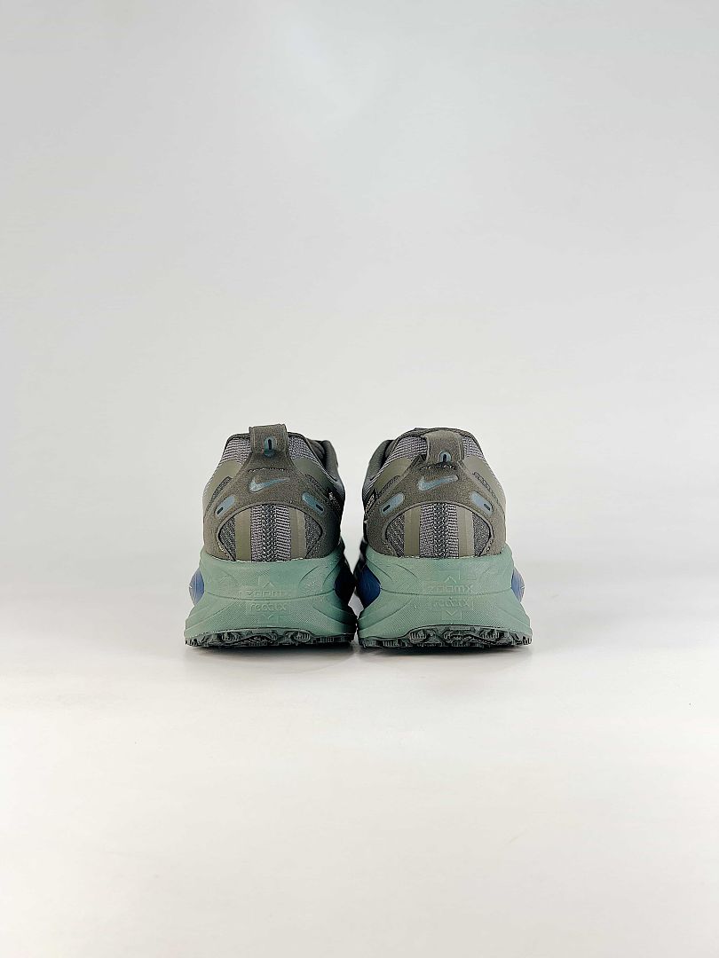 Nike Vomero 18 GTX HQE980-084 Grey Olive Blue Purple Running Sneakers