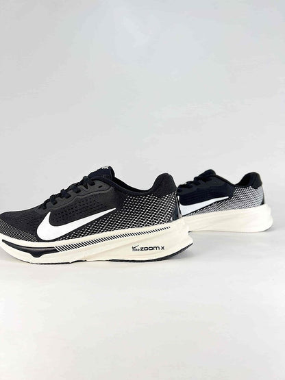 Nike Pegasus Premium SELL1688-002 Black White Running Sneakers