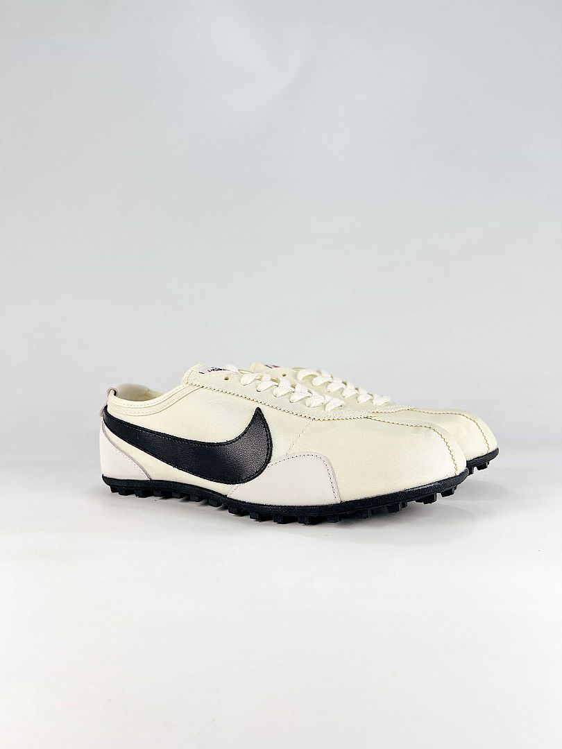 Nike Moon Shoe OG SP Sail Black Waffle Sole Retro Sneakers