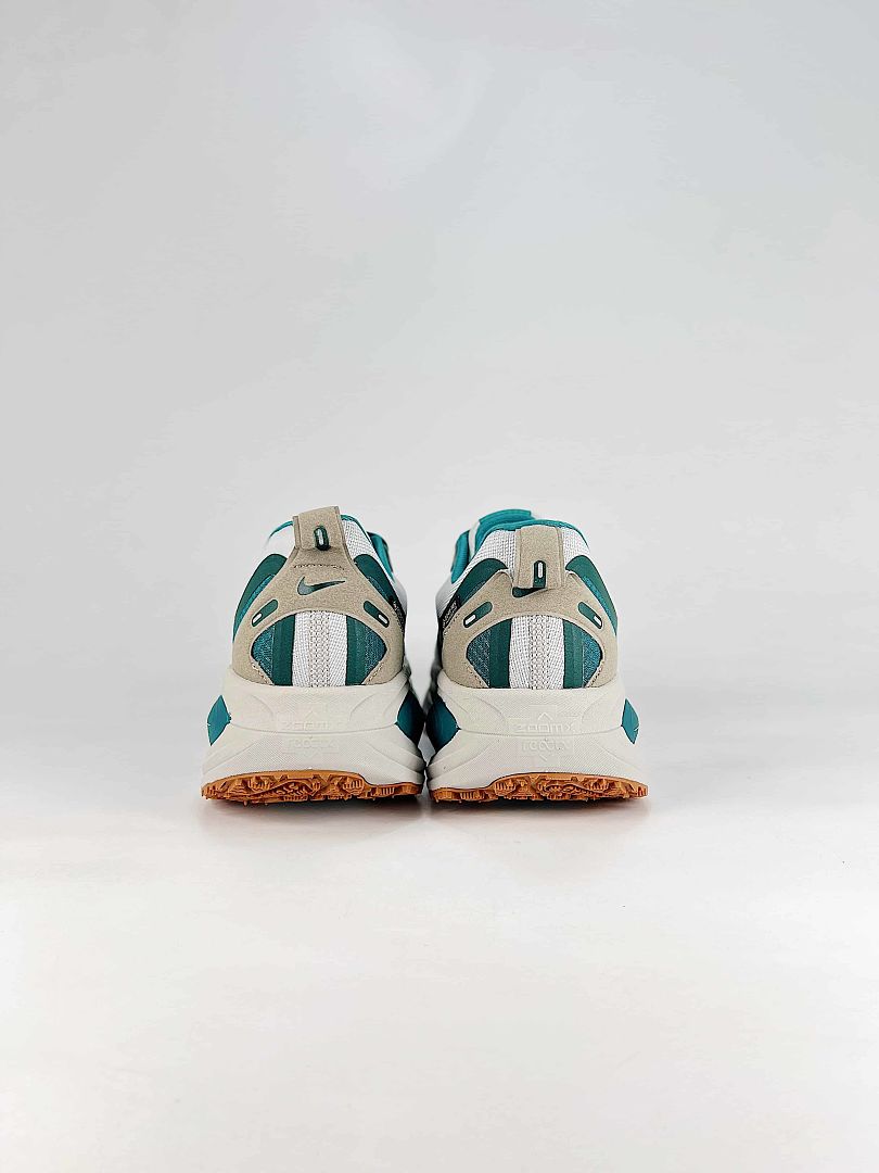 Nike Vomero 18 GTX White Teal Pink ZoomX Running Sneakers